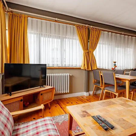 Modern Two-bedroom Flat With Stunning Bosphorus View アパート *
