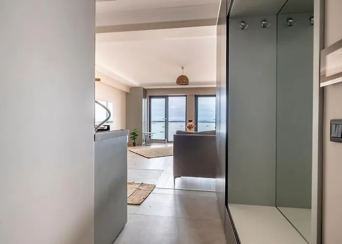 Apartment Modern Two-bedroom Flat With Stunning Bosphorus View